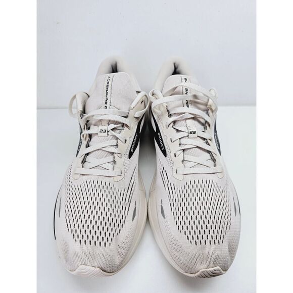 Brooks Men 12 Comfy footwear main image 5